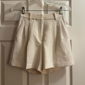 Aritzia Wilfred Light Birch Effortless 5in Shorts 0